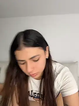 EmilyCxx online show from 07-08-26, 12:04