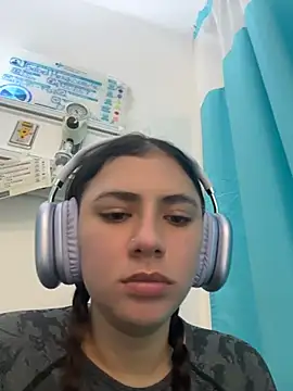 EmilyCxx online show from 07-11-26, 01:14