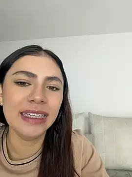 EmilyCxx online show from 07-17-26, 11:53