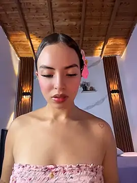Snapshot of catalina_lafer chatting on 06-14-26, 01:46 catalina lafer online show from 06-14-26, 01:46