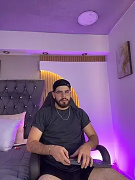 DomBoy  online show from 05-15-26, 08:16