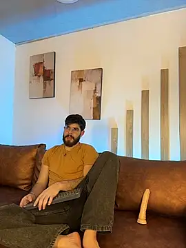 Snapshot of DomBoy_ chatting on 06-03-26, 08:25 DomBoy online show from 06-03-26, 08:25