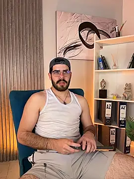 Snapshot of DomBoy_ chatting on 07-09-26, 07:51 DomBoy online show from 07-09-26, 07:51