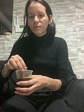 Snapshot of caterinekess chatting on 07-18-26, 03:44 caterinekess online show from 07-18-26, 03:44