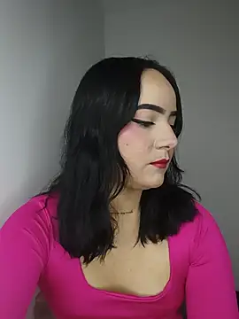 Snapshot of lucyparker_28 chatting on 05-15-26, 02:51 lucyparker 28 online show from 05-15-26, 02:51