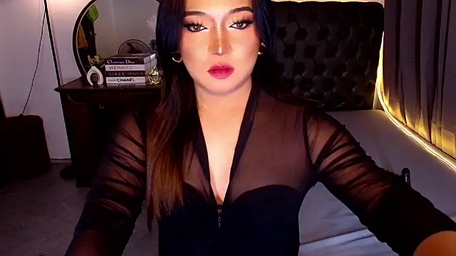 Snapshot of Sensual_Ekang chatting on 05-04-26, 05:20 Sensual Ekang online show from 05-04-26, 05:20