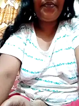 Snapshot of mimi9 chatting on 05-10-26, 03:33 mimi9 online show from 05-10-26, 03:33