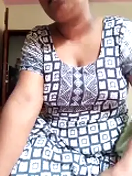 Snapshot of mimi9 chatting on 05-29-26, 04:43 mimi9 online show from 05-29-26, 04:43
