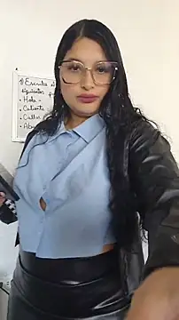 Snapshot of Maddy_k chatting on 05-15-26, 12:01 Maddy k online show from 05-15-26, 12:01