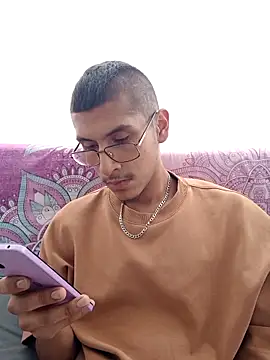 Lil black009 online show from 05-06-26, 06:57