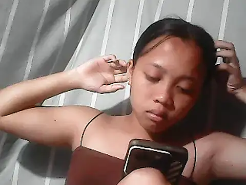 Snapshot of Yours_AsianPinayGirl18 chatting on 06-08-26, 09:26 Yours AsianPinayGirl18 online show from 06-08-26, 09:26