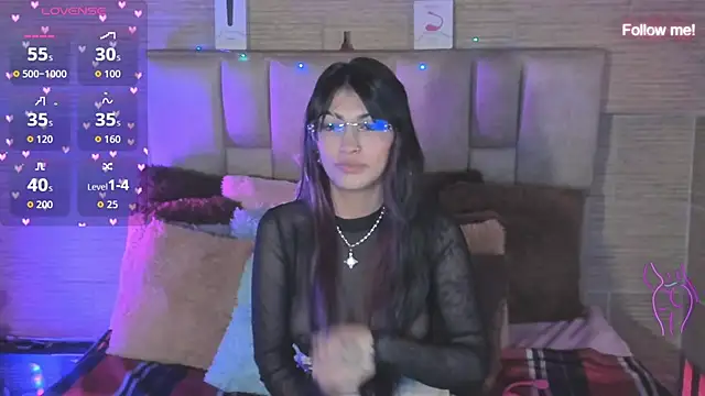 Snapshot of mia_smoke_ chatting on 06-25-26, 07:13 mia smoke online show from 06-25-26, 07:13