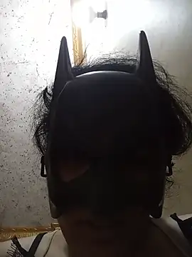 Snapshot of QueenofHair chatting on 06-09-26, 04:40 QueenofHair online show from 06-09-26, 04:40