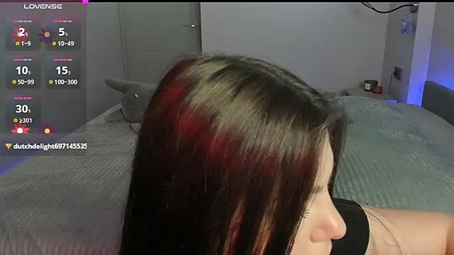 Snapshot of EmmyyK chatting on 06-27-26, 12:22 EmmyyK online show from 06-27-26, 12:22