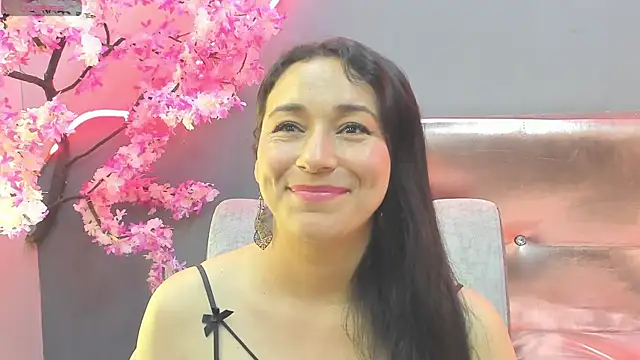 Snapshot of Elizabeth_bennett chatting on 07-14-26, 02:05 Elizabeth bennett online show from 07-14-26, 02:05