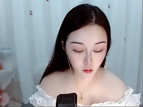 Snapshot of Amy-cnbaby chatting on 05-25-26, 01:22 Amy-cnbaby online show from 05-25-26, 01:22