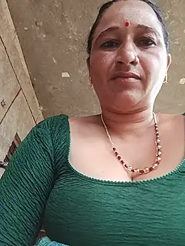 Snapshot of Haliya8 chatting on 06-21-26, 07:11 Haliya8 online show from 06-21-26, 07:11
