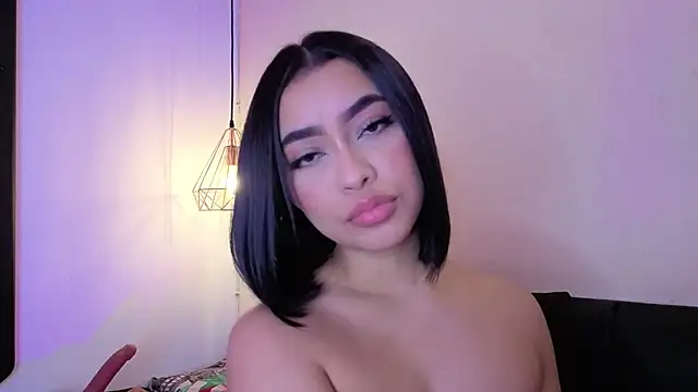 Snapshot of Chloe_monroee chatting on 06-25-26, 05:12 Chloe monroee online show from 06-25-26, 05:12