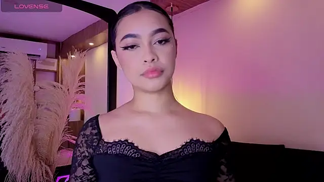 Snapshot of Chloe_monroee chatting on 07-02-26, 03:23 Chloe monroee online show from 07-02-26, 03:23