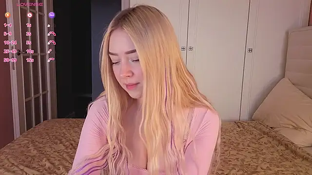 Chanelbayerr online show from 08-04-26, 05:21