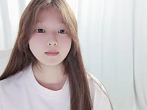 Yangirl520 online show from 06-03-26, 08:17