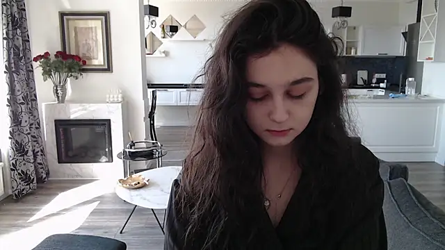 Snapshot of cute_lilia chatting on 05-05-26, 07:16 cute lilia online show from 05-05-26, 07:16