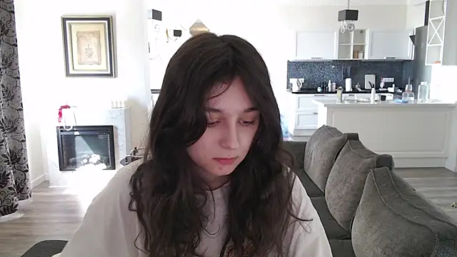 Snapshot of cute_lilia chatting on 05-07-26, 08:42 cute lilia online show from 05-07-26, 08:42