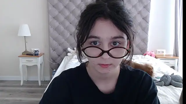 Snapshot of cute_lilia chatting on 05-25-26, 09:26 cute lilia online show from 05-25-26, 09:26