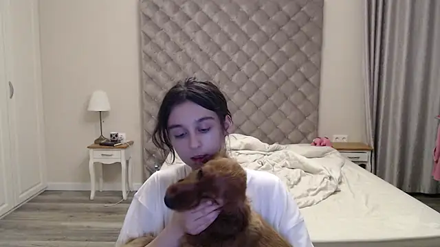 Snapshot of cute_lilia chatting on 05-26-26, 07:43 cute lilia online show from 05-26-26, 07:43