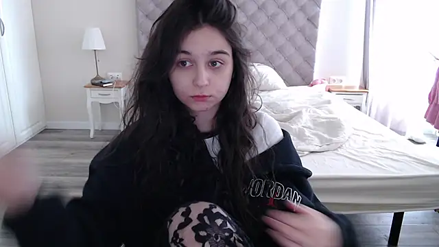 Snapshot of cute_lilia chatting on 05-29-26, 08:12 cute lilia online show from 05-29-26, 08:12
