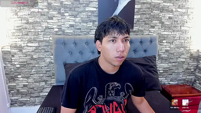 Snapshot of jhoan_evanss chatting on 07-11-26, 02:47 jhoan evanss online show from 07-11-26, 02:47