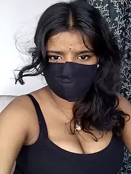 Snapshot of Axy1_1 chatting on 05-29-26, 04:49 Axy1 1 online show from 05-29-26, 04:49