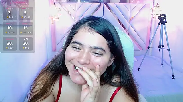 Laurha  online show from 07-21-26, 07:38