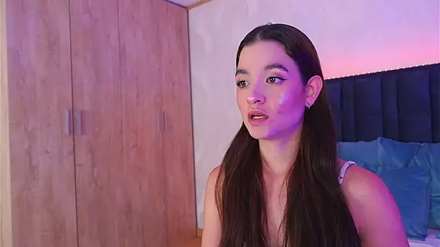Snapshot of LucyFlame chatting on 07-21-26, 04:37 LucyFlame online show from 07-21-26, 04:37