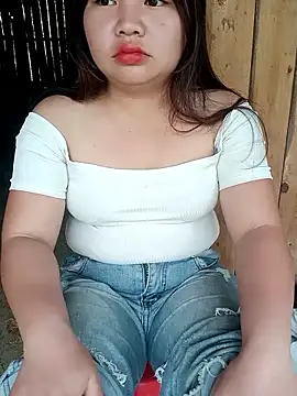 Lily Henry online show from 05-09-26, 03:45