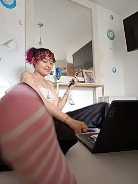 Ari vibesX online show from 08-03-26, 10:02