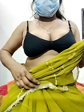 Snapshot of sexyy_nidhii chatting on 05-15-26, 05:53 sexyy nidhii online show from 05-15-26, 05:53