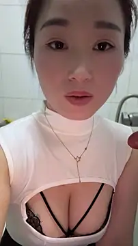 JJ8521 online show from 07-30-26, 04:06