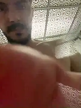 Snapshot of serkan_10 chatting on 06-07-26, 10:30 serkan 10 online show from 06-07-26, 10:30