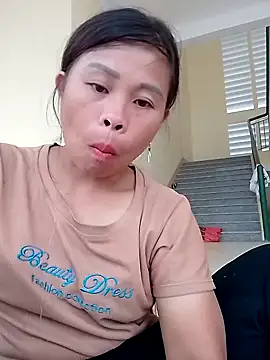 Snapshot of daisyy2 chatting on 07-28-26, 12:51 daisyy2 online show from 07-28-26, 12:51