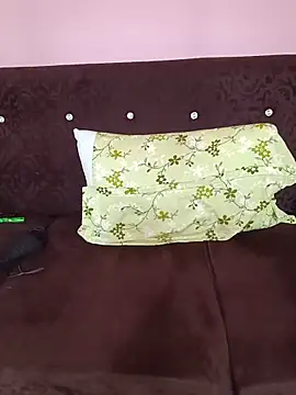 Snapshot of Polly-bhabi chatting on 05-25-26, 10:49 Polly-bhabi online show from 05-25-26, 10:49