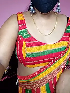 Snapshot of Polly-bhabi chatting on 05-26-26, 11:06 Polly-bhabi online show from 05-26-26, 11:06