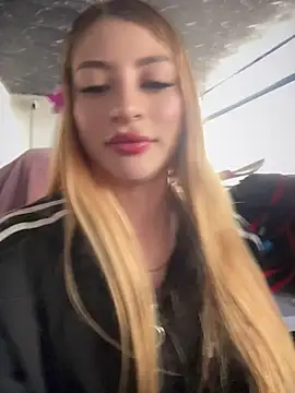 Snapshot of Jessy_Queen chatting on 06-27-26, 06:57 Jessy Queen online show from 06-27-26, 06:57