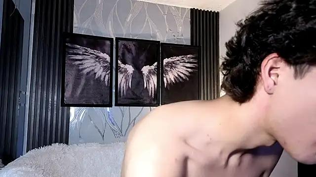Michaell Peters online show from 06-30-26, 03:40