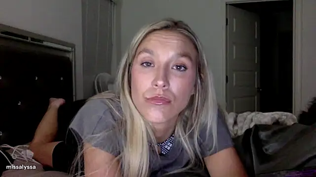 Snapshot of Misss_alyssaaa chatting on 06-05-26, 04:19 Misss alyssaaa online show from 06-05-26, 04:19
