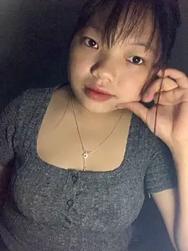 Snapshot of Cham-py chatting on 05-06-26, 01:03 Cham-py online show from 05-06-26, 01:03