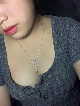 Snapshot of Cham-py chatting on 06-27-26, 01:10 Cham-py online show from 06-27-26, 01:10