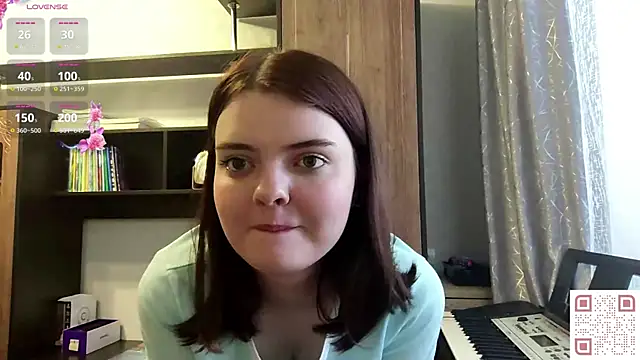 Snapshot of RebelDesiree chatting on 05-22-26, 09:15 RebelDesiree online show from 05-22-26, 09:15