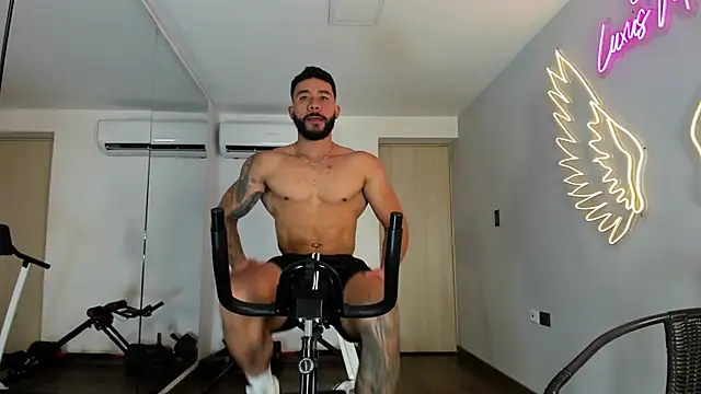Snapshot of Axel_power_ chatting on 05-14-26, 03:35 Axel power online show from 05-14-26, 03:35