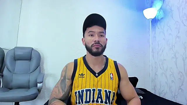 Snapshot of Axel_power_ chatting on 05-19-26, 03:24 Axel power online show from 05-19-26, 03:24